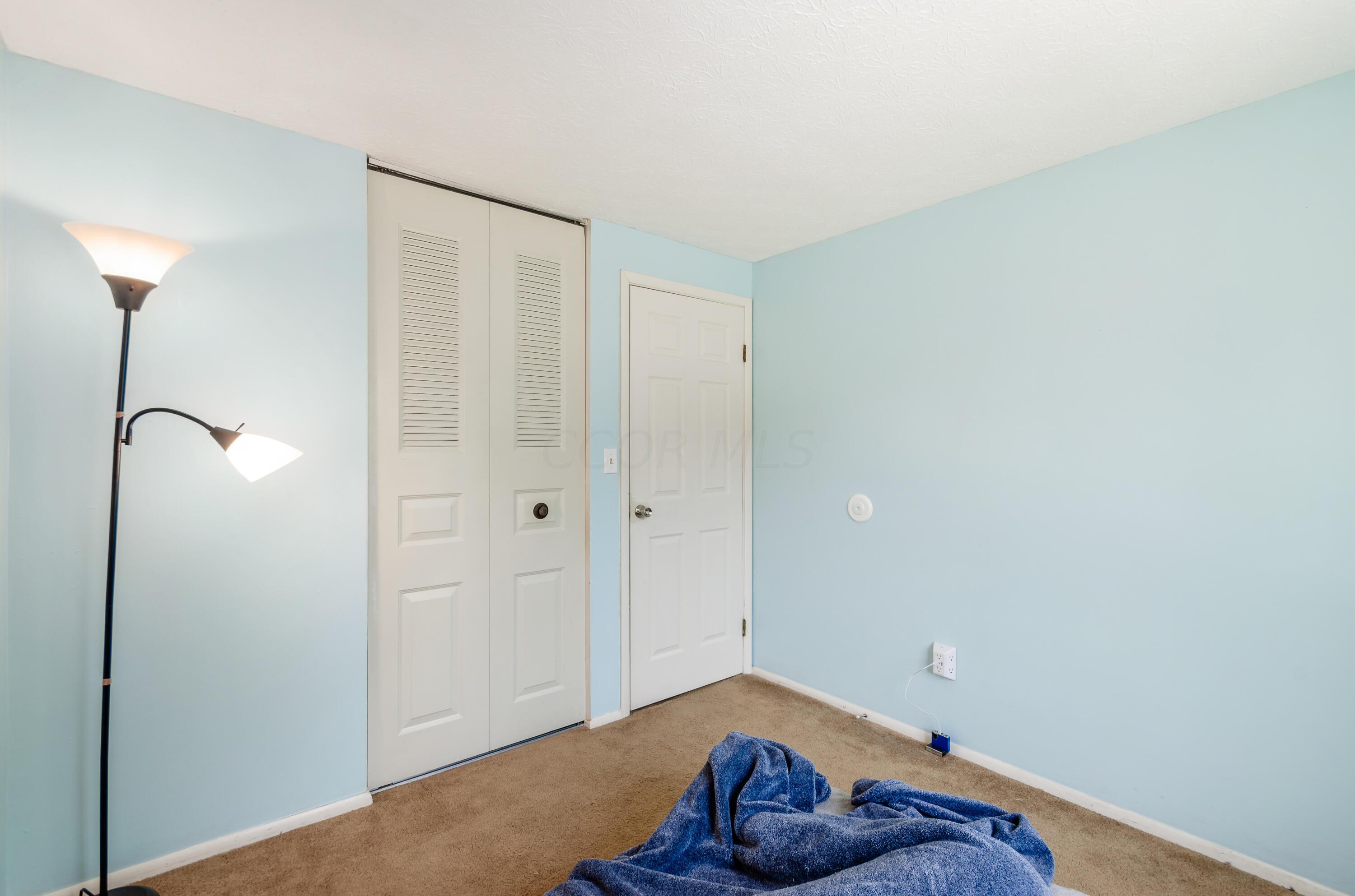 302 Rimbey Avenue Columbus, OH 43230 - Photo 15 of 34 K_302_Rimbey_Ave033