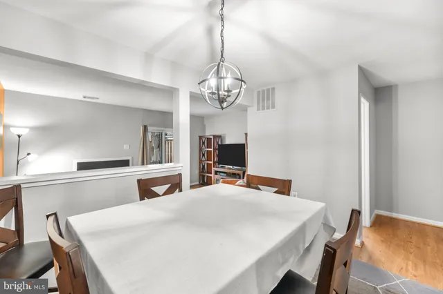 $454,900 | 8773 Village Green Court, Alexandria, VA 22309