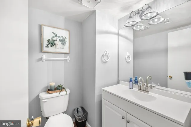 $454,900 | 8773 Village Green Court, Alexandria, VA 22309