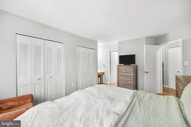 $454,900 | 8773 Village Green Court, Alexandria, VA 22309