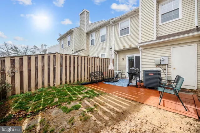 $454,900 | 8773 Village Green Court, Alexandria, VA 22309