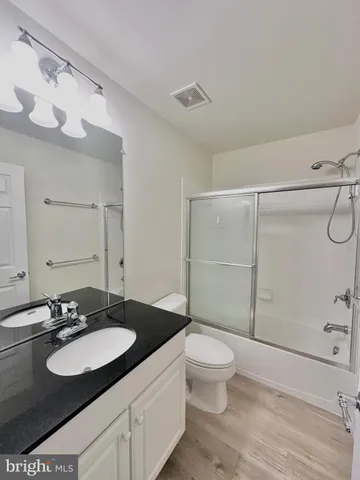 $3,500 | 42904 Bittner Square, Ashburn, VA 20148