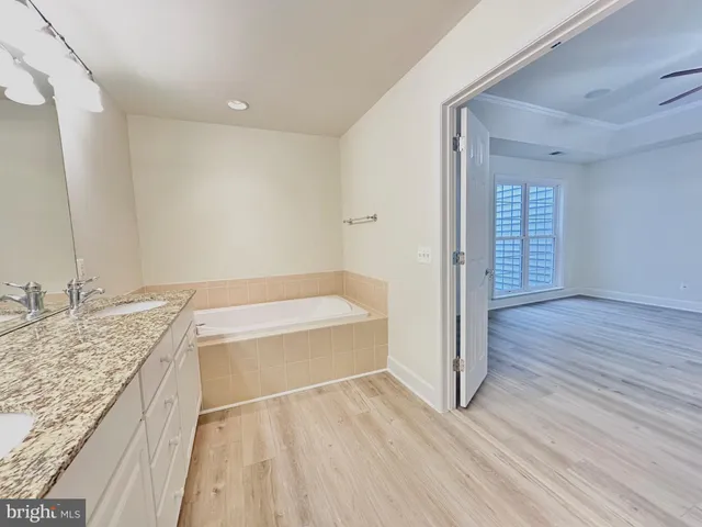 $3,500 | 42904 Bittner Square, Ashburn, VA 20148