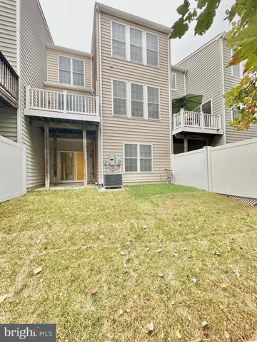 $3,500 | 42904 Bittner Square, Ashburn, VA 20148