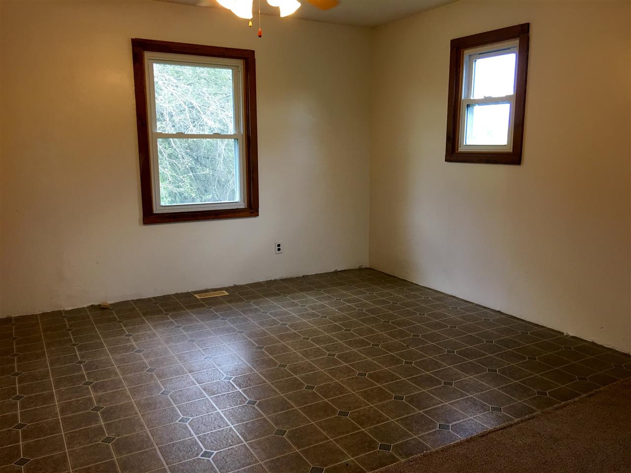 4993 West Ratliff Road Spencer, IN 47460 - Photo 6 of 7