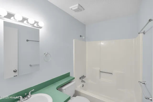 $1,350 | 1611 RaceTrack Road, New Bern, NC 28562