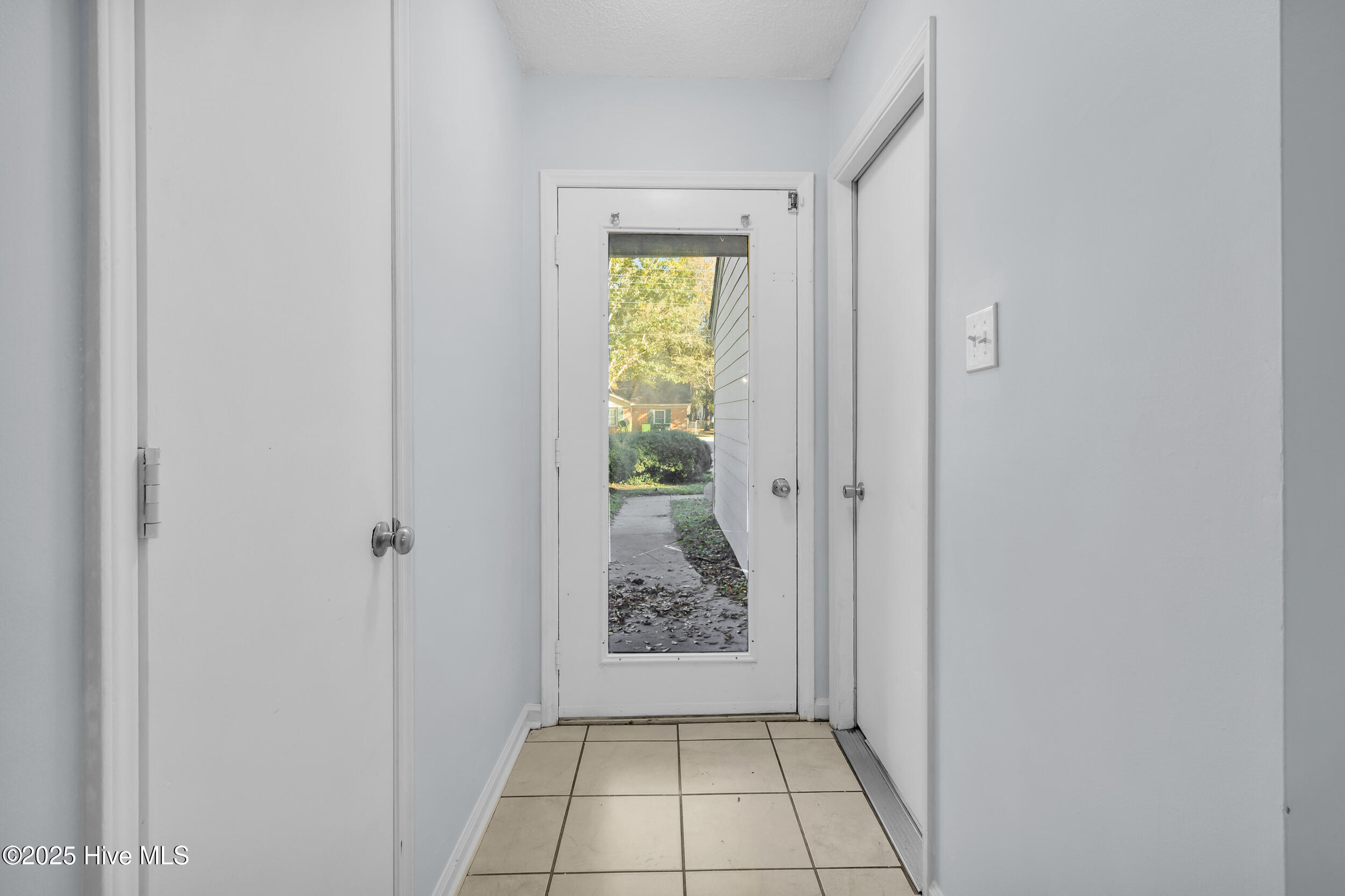 1611 RaceTrack Road New Bern, NC 28562 - Photo 3 of 27 3_5