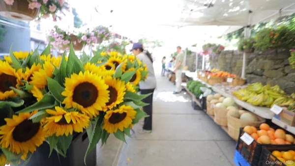 $459,990 | 113 Beacon Hill Drive, Unit E25, Dobbs Ferry, NY 10522