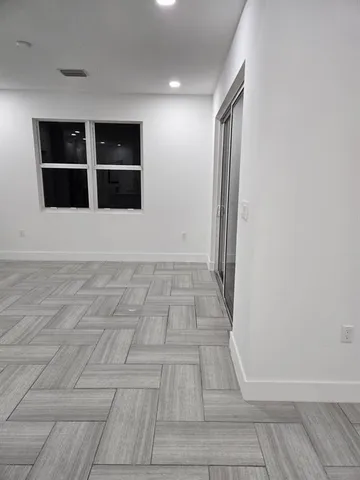 $2,430 | 239 Ave Del Centro, Clewiston, FL 33440