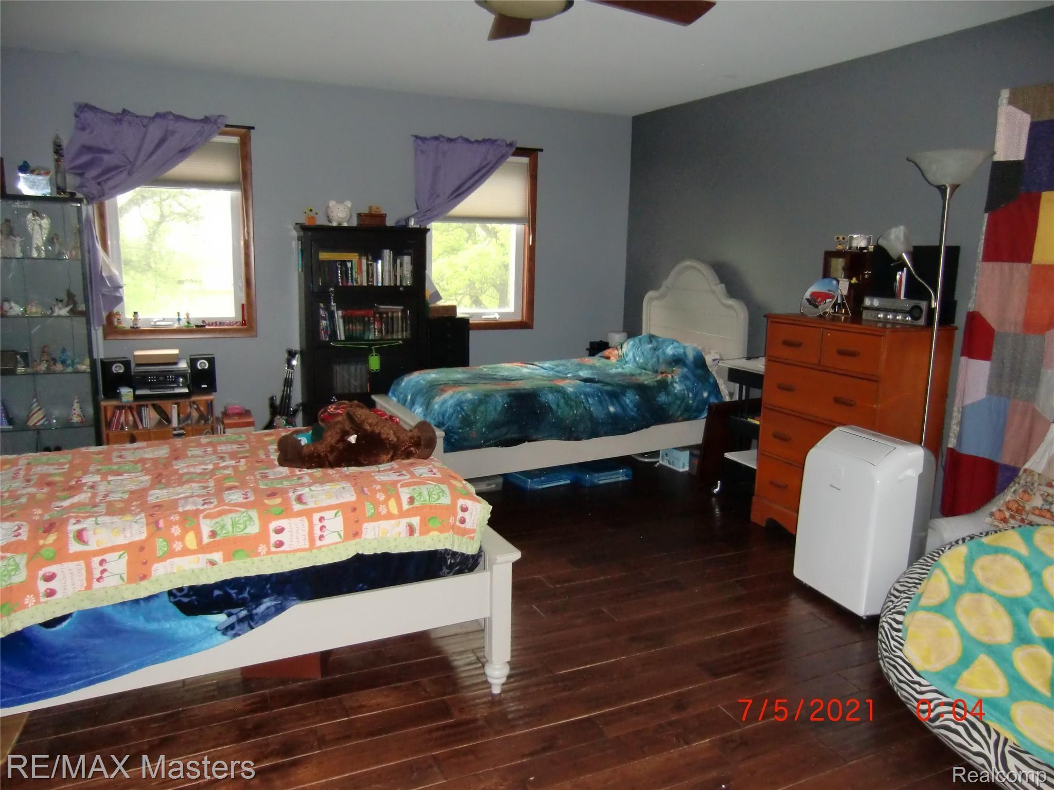 2795 Carleton West Road Carleton, MI 48117 - Photo 15 of 32 CIMG4497.JPG