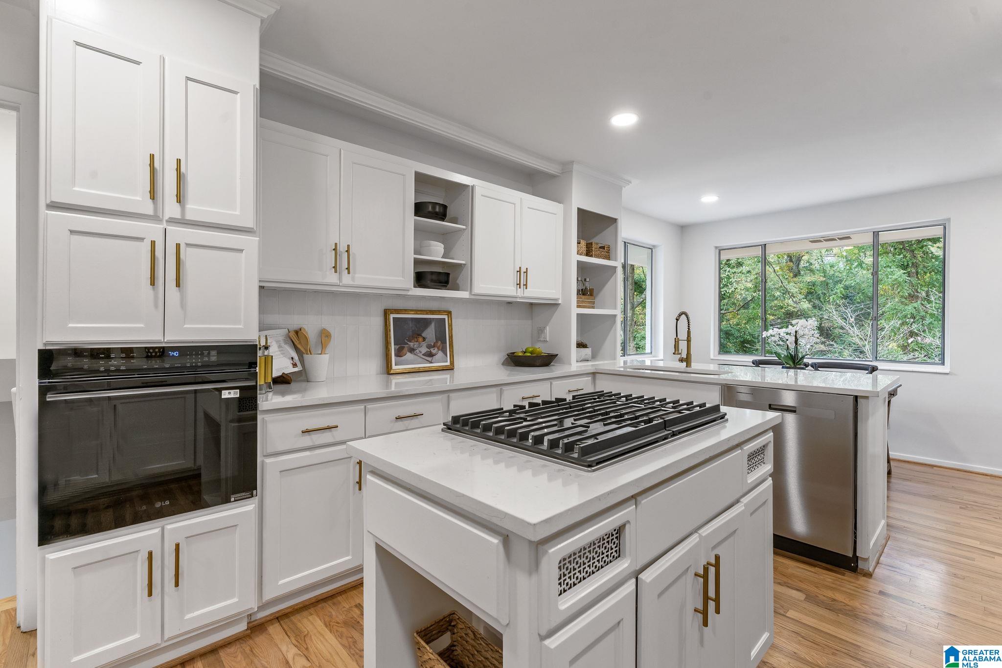 2725 Shades Crest Road Birmingham, AL 35216 - Photo 14 of 44 Gallery Image 14