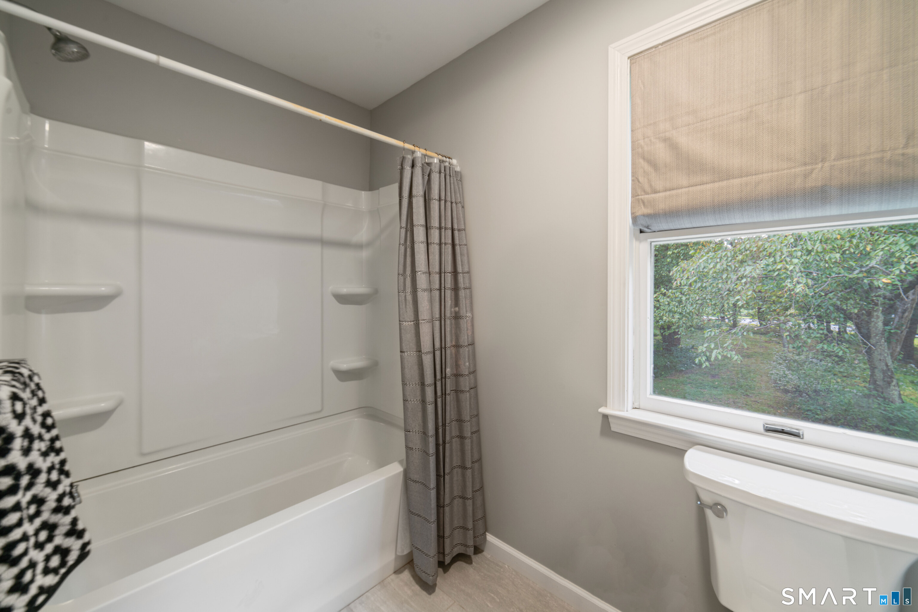 168 North Farm Road Middlebury, CT 06762 - Photo 23 of 40
