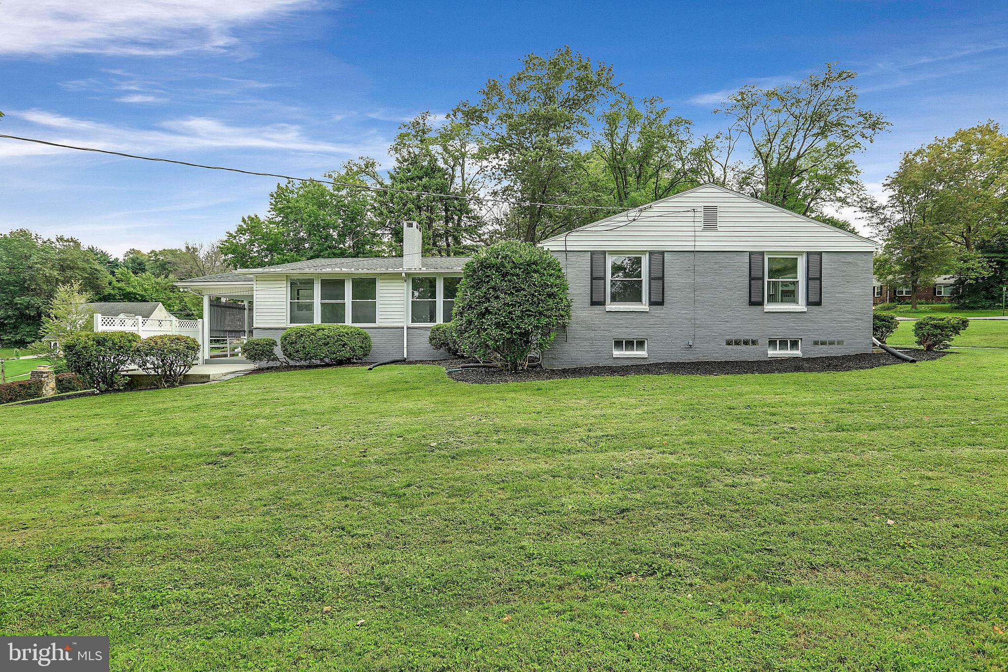 1391 Stratford Road York, PA 17403 - Photo 6 of 45 Gallery Image 6