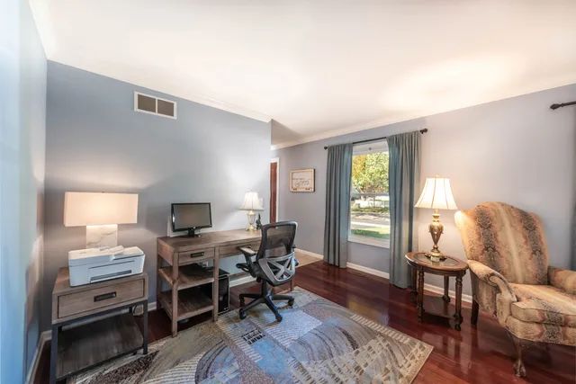 $460,000 | 1533 Banbury Avenue, St. Charles, IL 60174