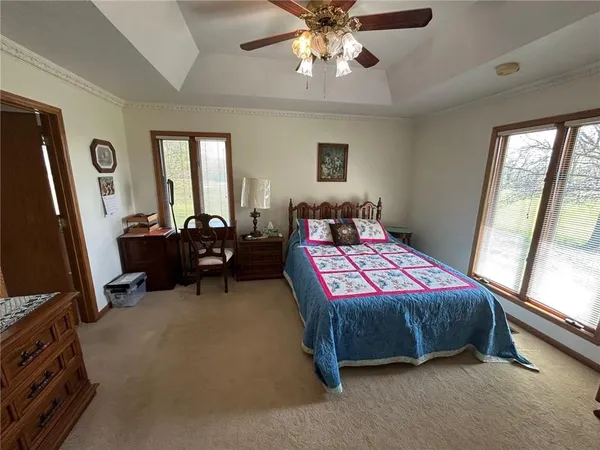 $404,900 | 21921 State Hwy BB, Nevada, MO 64772