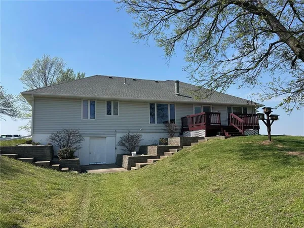 $404,900 | 21921 State Hwy BB, Nevada, MO 64772