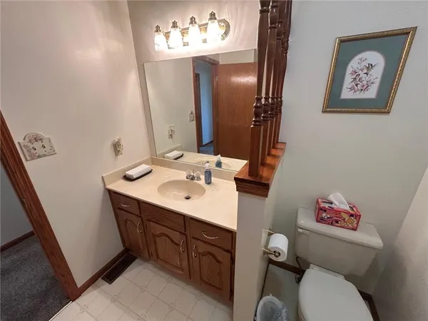 $404,900 | 21921 State Hwy BB, Nevada, MO 64772