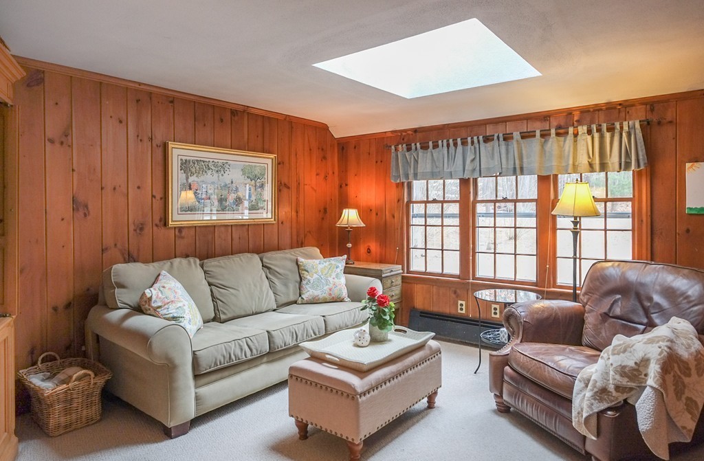 41 Davelin Road Wayland, MA 01778 - Photo 11 of 24 Gallery Image 11