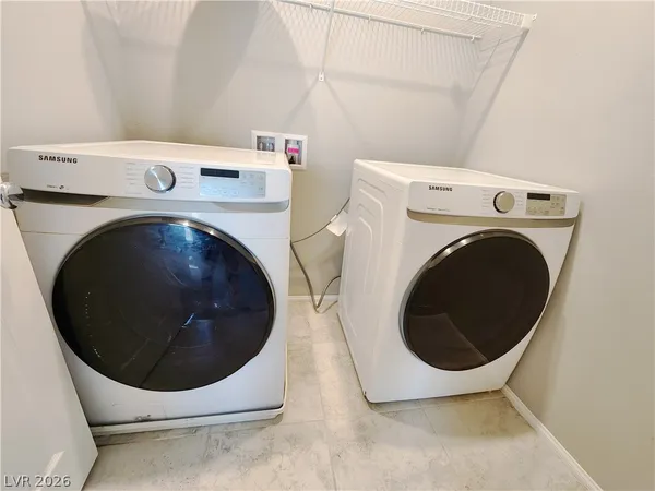 $2,450 | 5574 Autumn Cliffs Way, Las Vegas, NV 89118