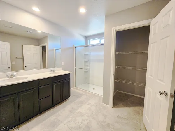 $2,450 | 5574 Autumn Cliffs Way, Las Vegas, NV 89118