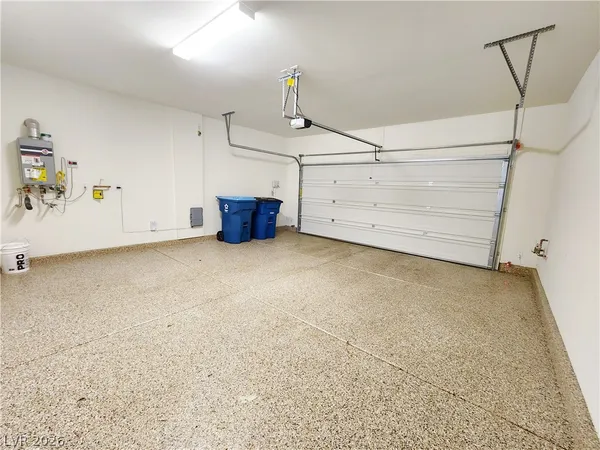 $2,450 | 5574 Autumn Cliffs Way, Las Vegas, NV 89118