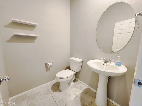 $2,450 | 5574 Autumn Cliffs Way, Las Vegas, NV 89118