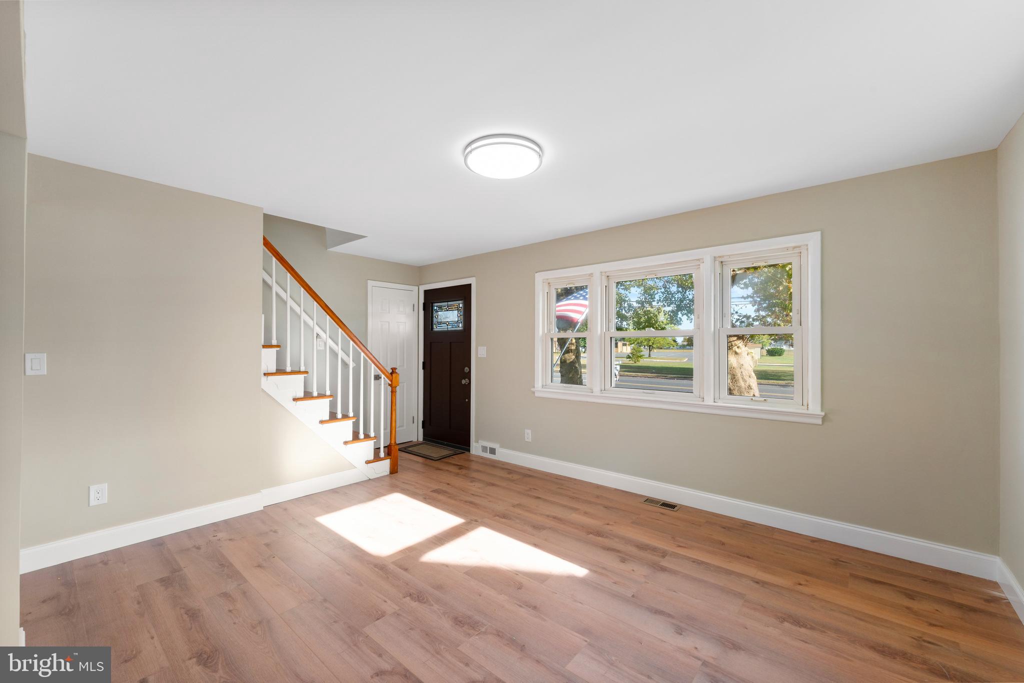 868 White Horse Hamilton Square Road Hamilton, NJ 08610 - Photo 11 of 34