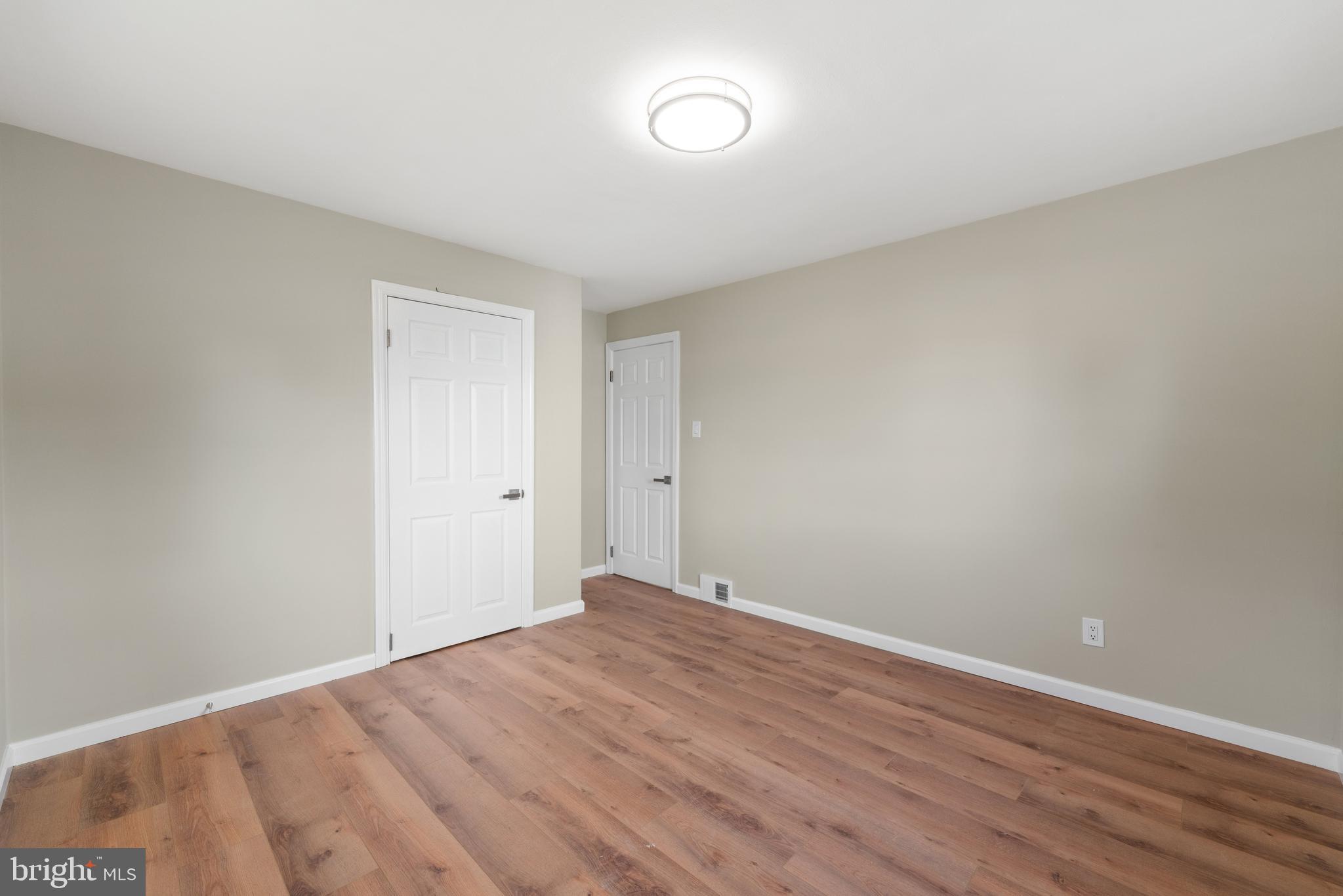 868 White Horse Hamilton Square Road Hamilton, NJ 08610 - Photo 19 of 34