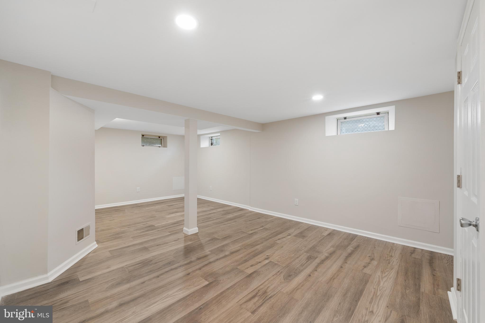 868 White Horse Hamilton Square Road Hamilton, NJ 08610 - Photo 28 of 34