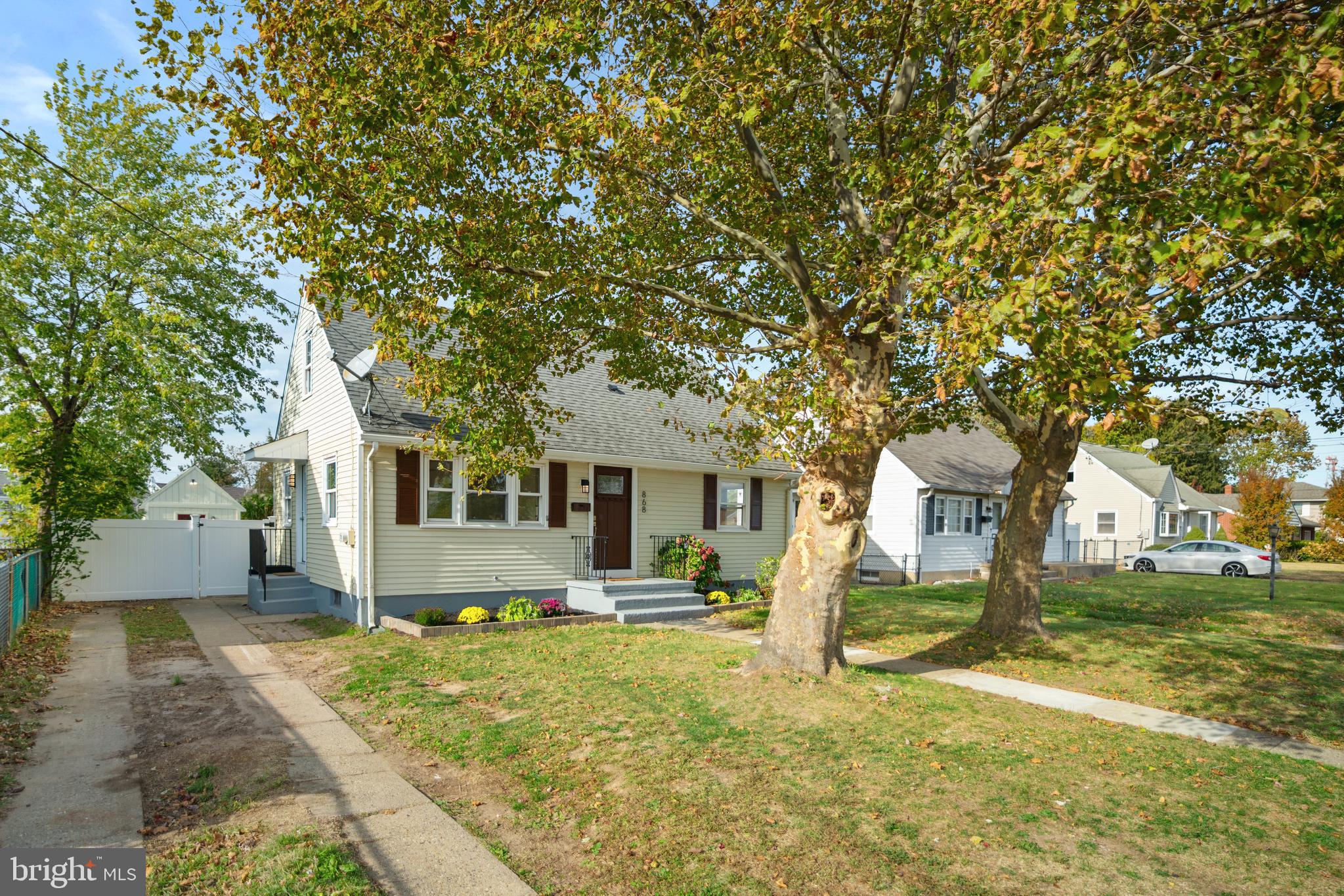 868 White Horse Hamilton Square Road Hamilton, NJ 08610 - Photo 3 of 34