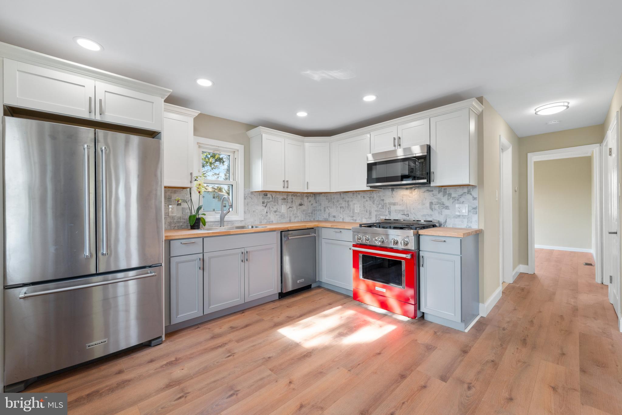 868 White Horse Hamilton Square Road Hamilton, NJ 08610 - Photo 5 of 34