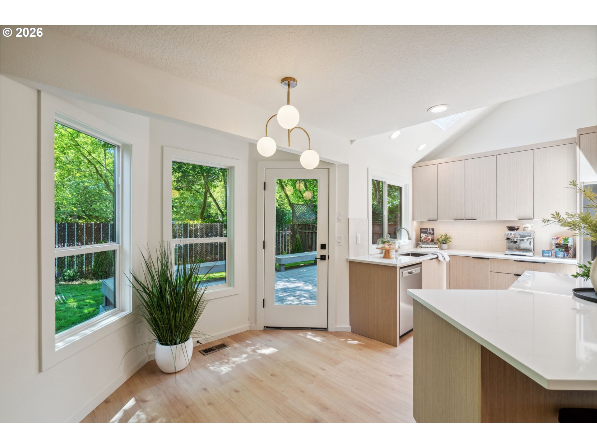 16428 Northeast San Rafael Drive Portland, OR 97230 - Photo 16 of 44 Kitchen