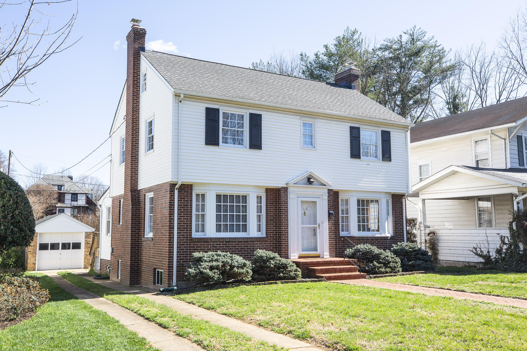 1818 Arlington Road Southwest Roanoke, VA 24015 - Photo 2 of 82 RNP 1_4761 LOW RES_1