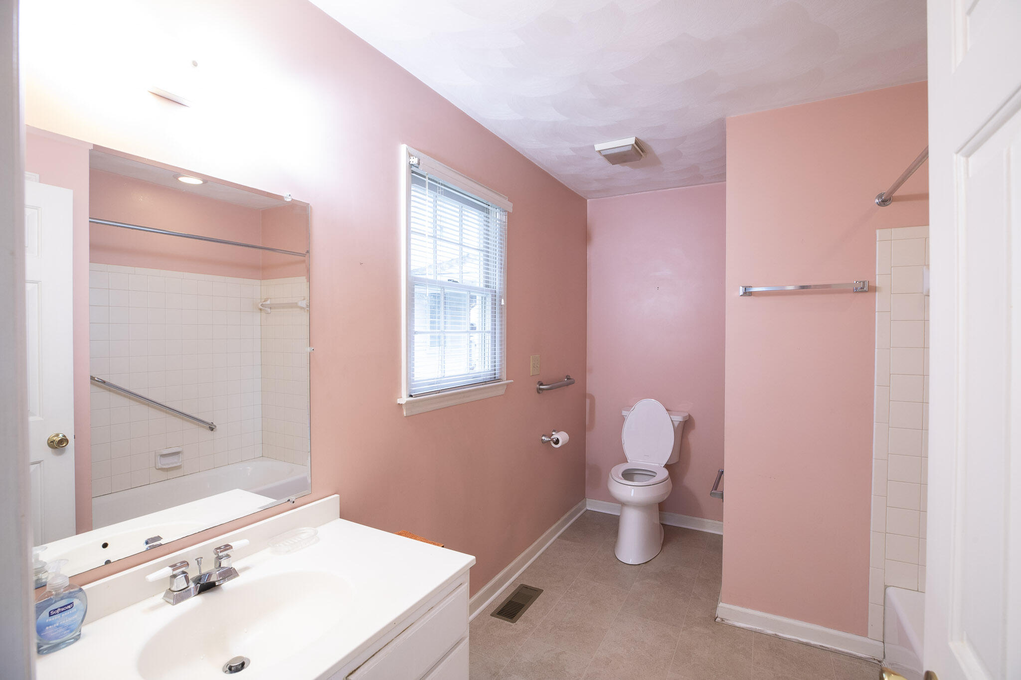 1818 Arlington Road Southwest Roanoke, VA 24015 - Photo 29 of 82 RNP_4512 LOW RES