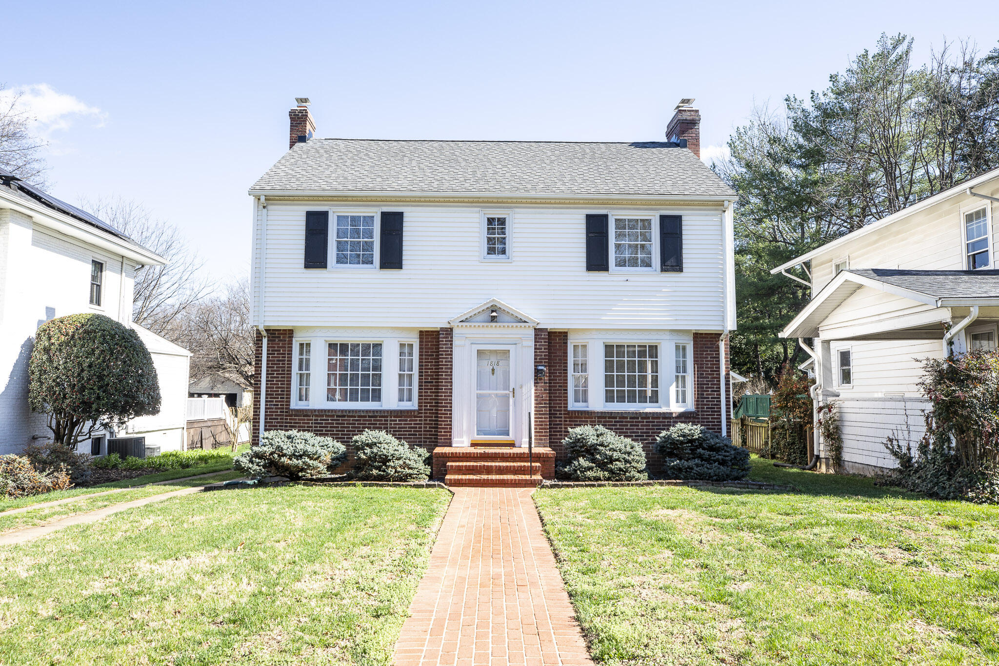1818 Arlington Road Southwest Roanoke, VA 24015 - Photo 3 of 82 RNP 1_4770 LOW RES_1