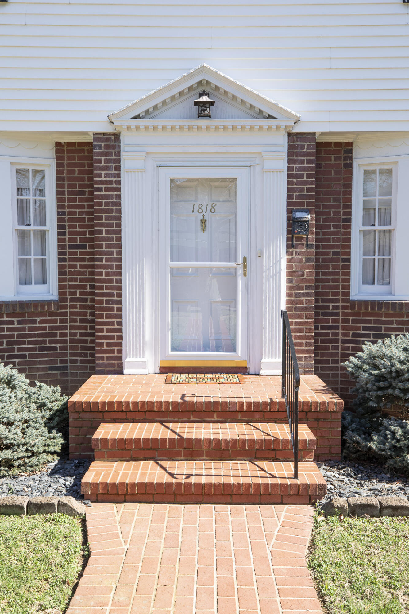 1818 Arlington Road Southwest Roanoke, VA 24015 - Photo 7 of 82 RNP 1_4788 LOW RES