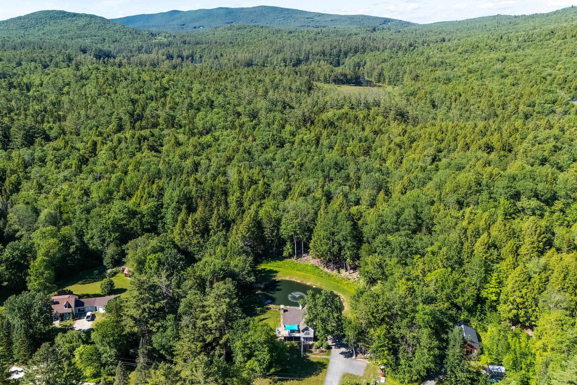 157 Old Sawmill Road Londonderry, VT 05148 - Photo 11 of 59