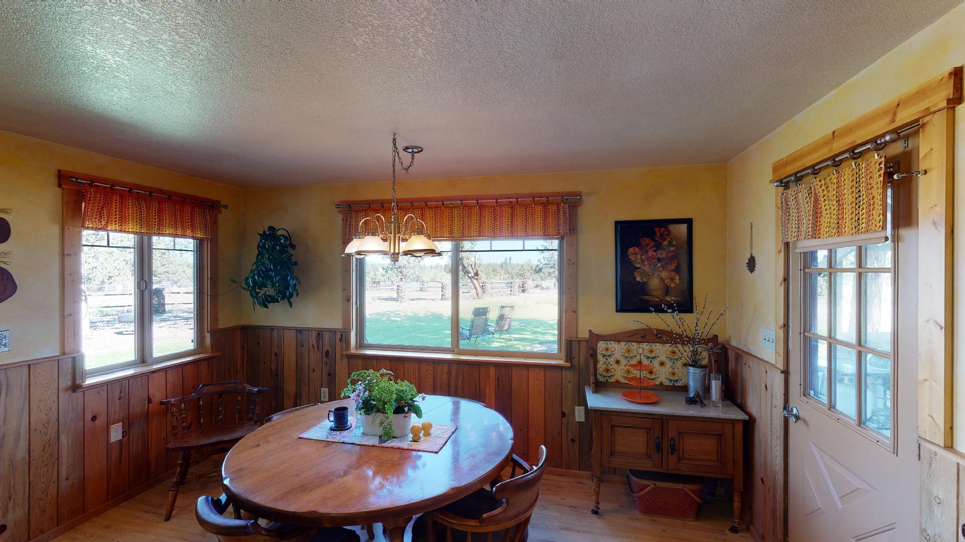 17478 Forked Horn Road Sisters, OR 97759 - Photo 25 of 62 Great mountain views!