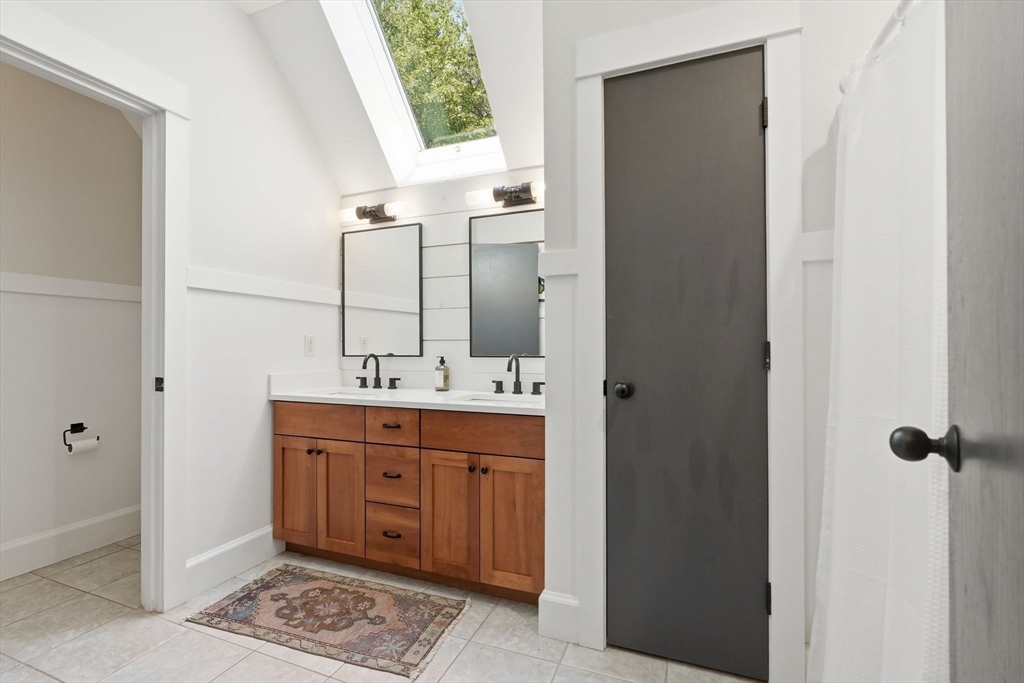 409 Henry Street Amherst, MA 01002 - Photo 28 of 42