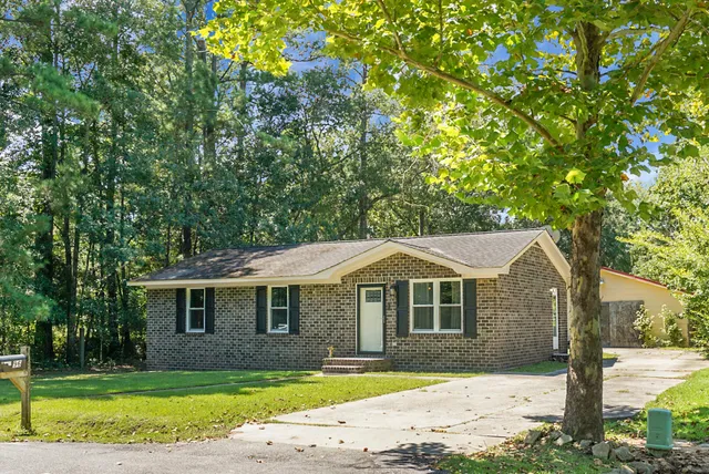 $280,000 | 96 Sheriffs Lane, Moncks Corner, SC 29461