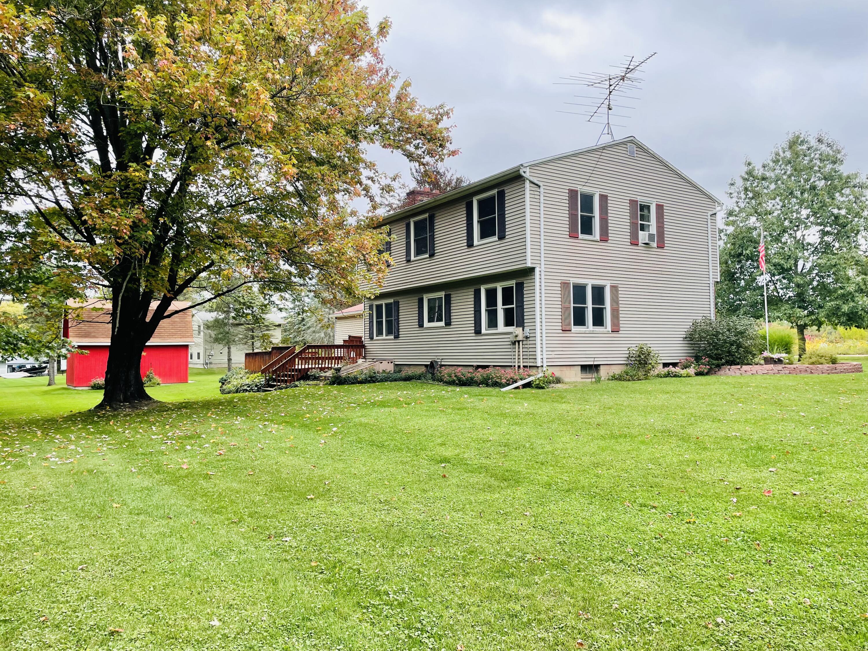13859 Gates Road Mulliken, MI 48861 - Photo 2 of 43 IMG_7456