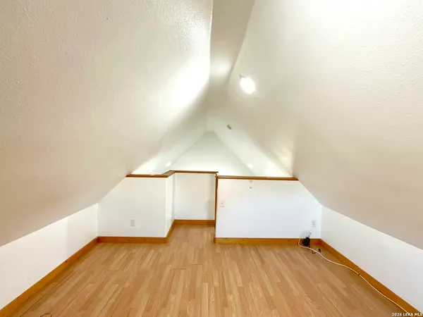 $1,199 | 573 Highway 97, Unit 104, Floresville, TX 78114