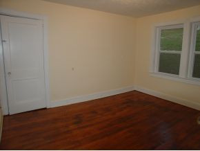 3037 Cliffside Road Kingsport, TN 37664 - Photo 5 of 12 Photo 5