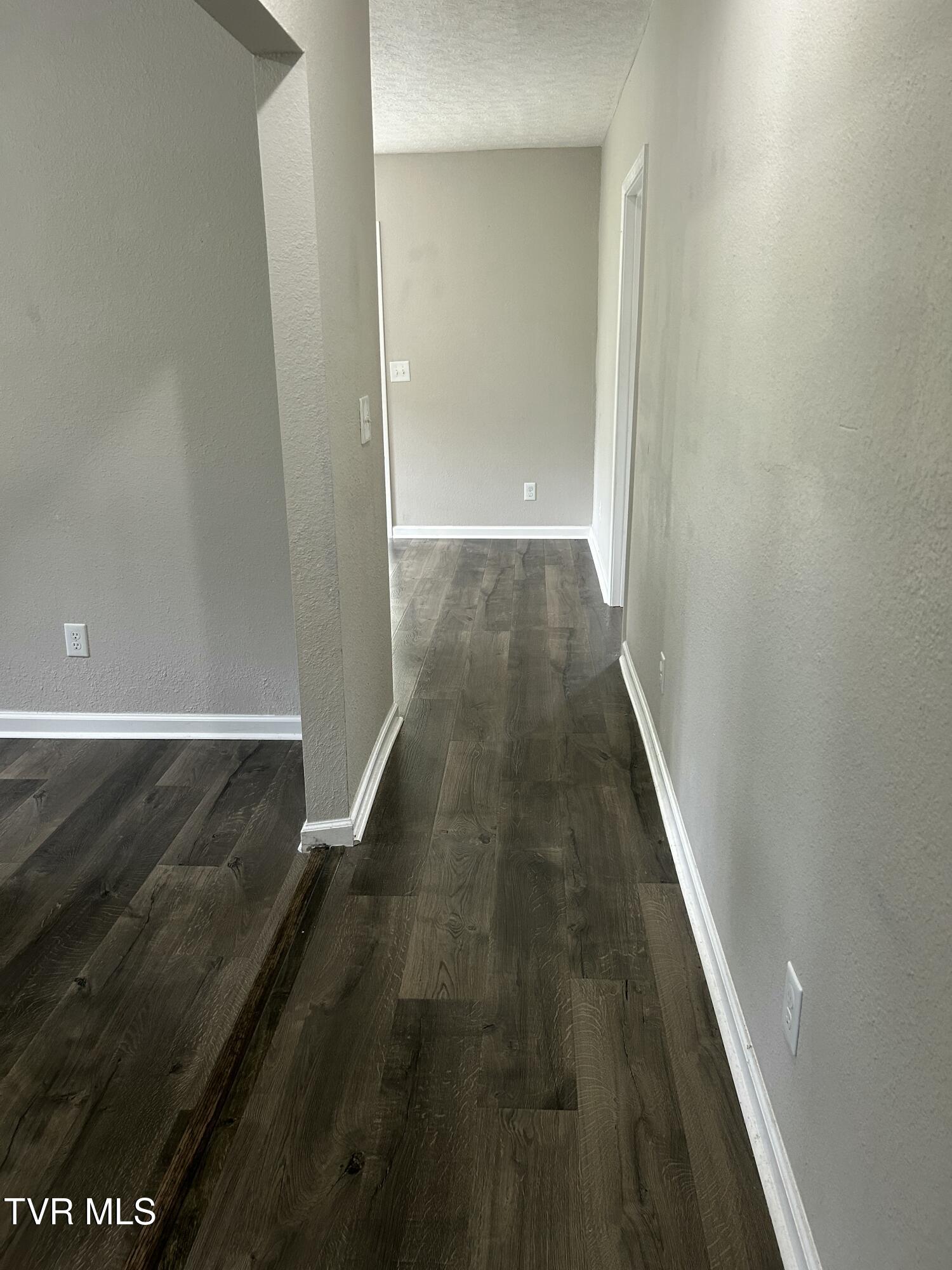 1048 Ridge Avenue Northwest Norton, VA 24273 - Photo 13 of 27 IMG_1906