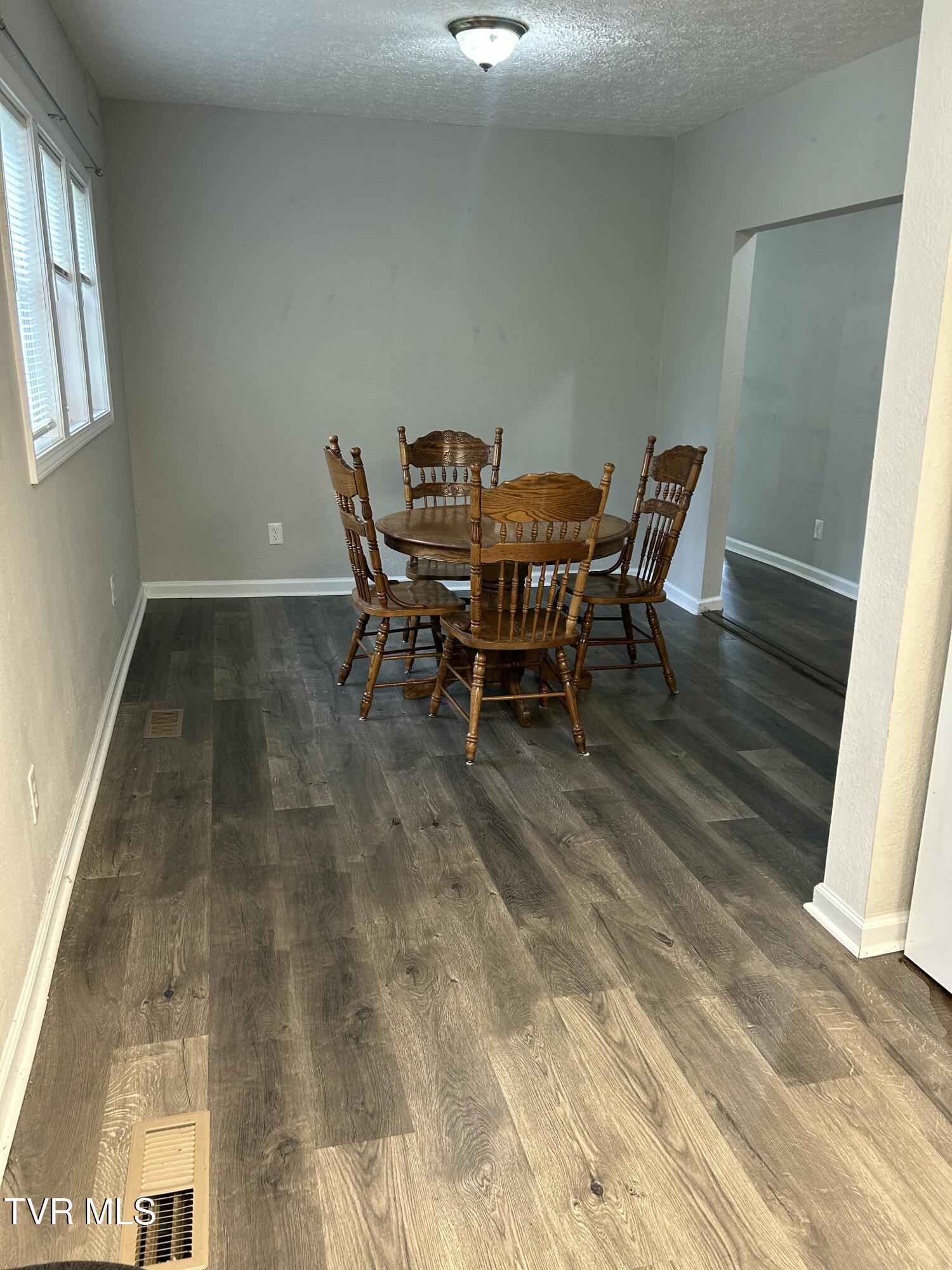 1048 Ridge Avenue Northwest Norton, VA 24273 - Photo 15 of 27 IMG_1902