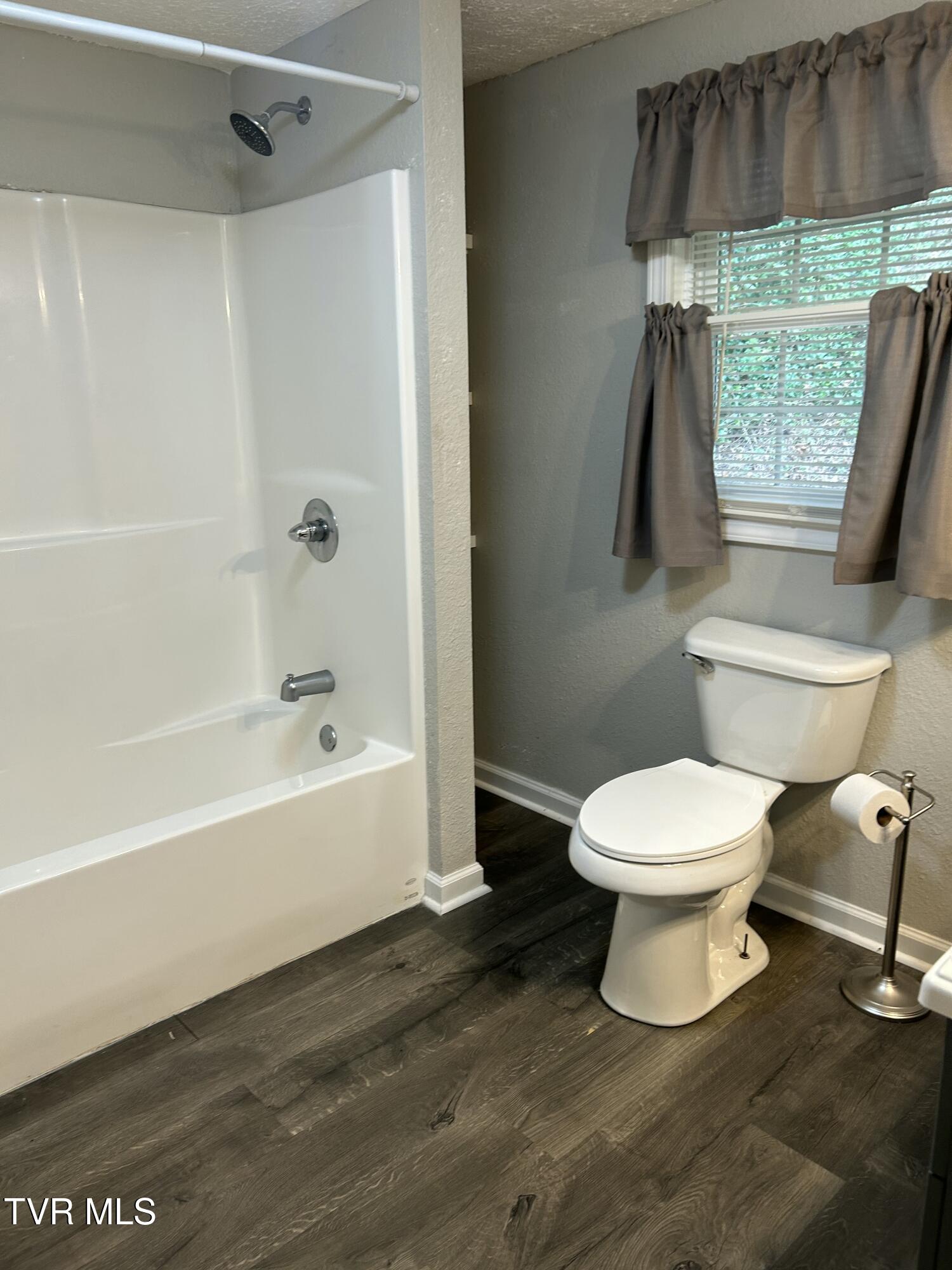 1048 Ridge Avenue Northwest Norton, VA 24273 - Photo 16 of 27 IMG_1903