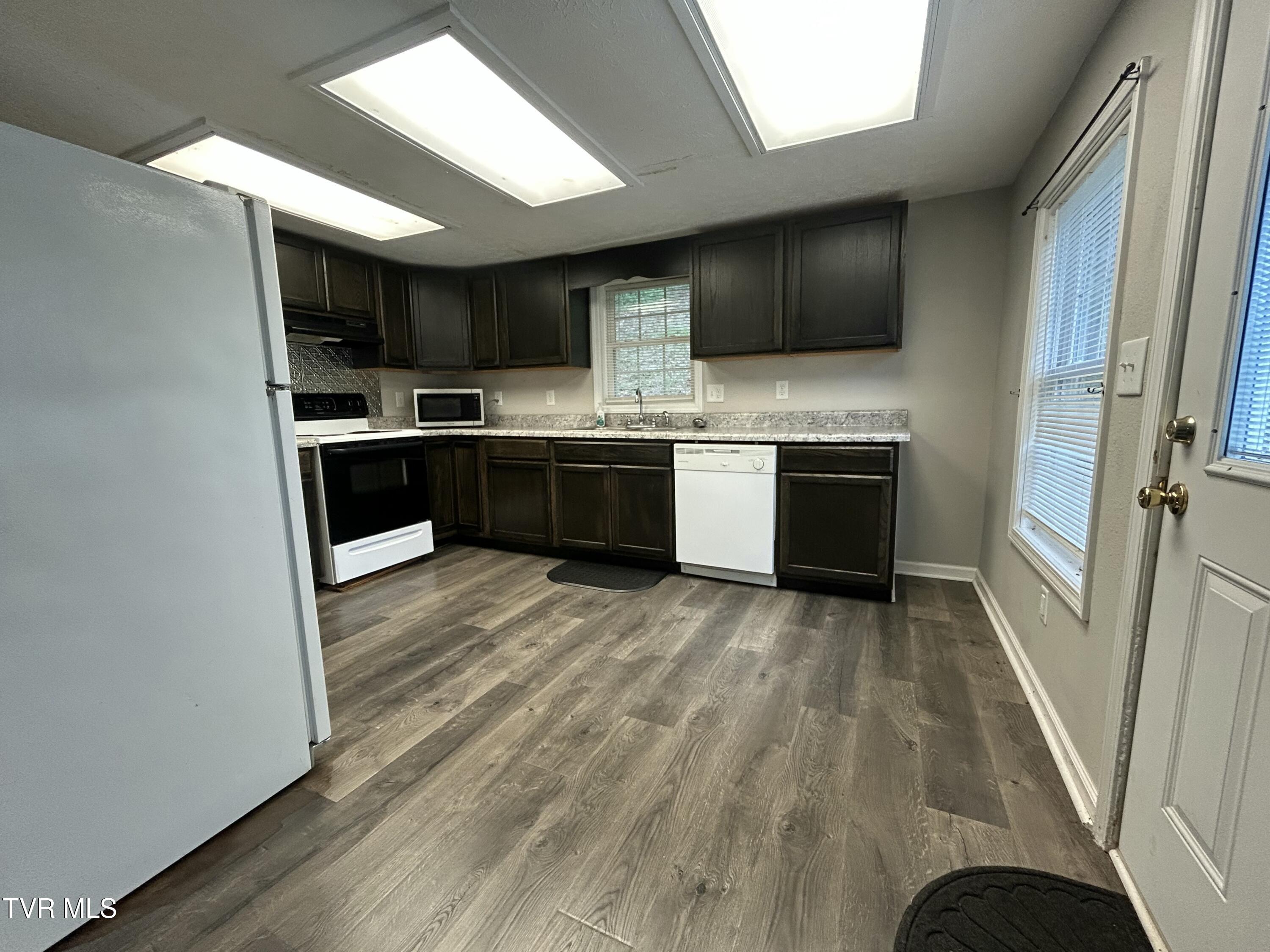 1048 Ridge Avenue Northwest Norton, VA 24273 - Photo 21 of 27 IMG_1898