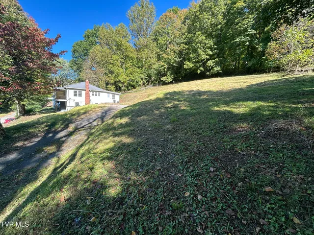 $99,000 | 1048 Ridge Avenue Northwest, Norton, VA 24273