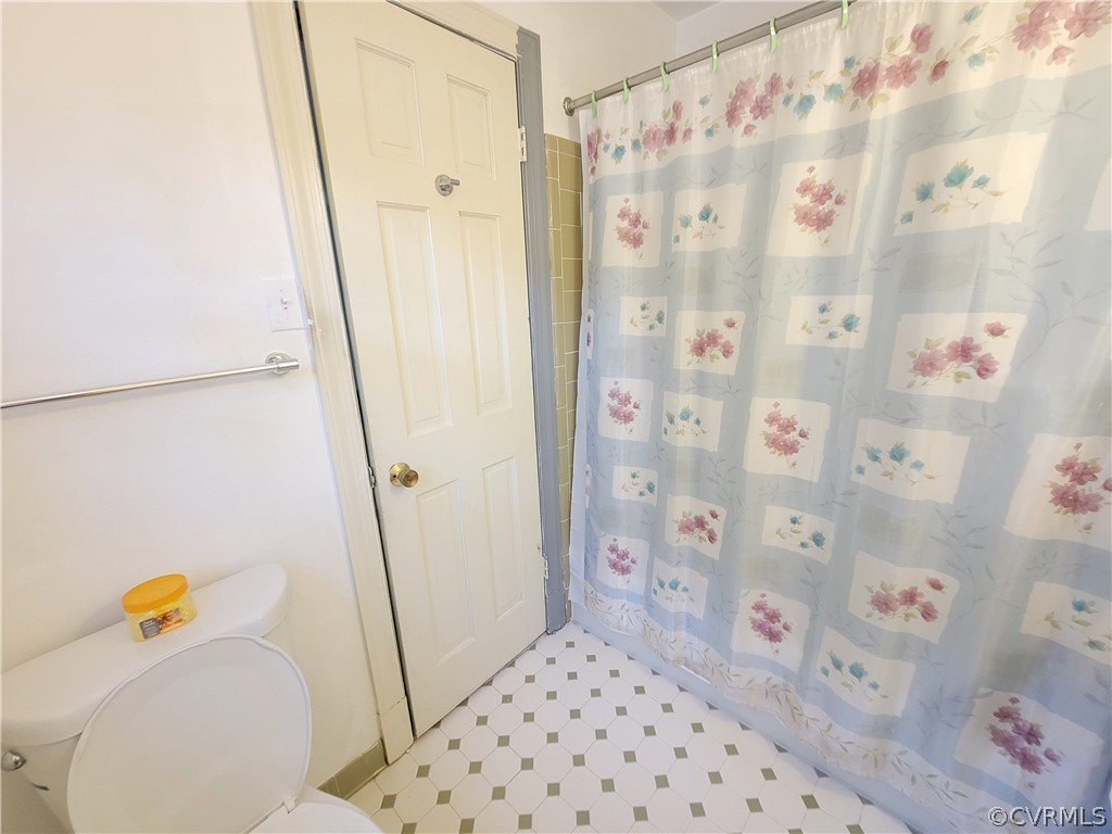 201 Aldersmead Road Richmond, VA 23236 - Photo 30 of 39 Primary Bath with tub & shower