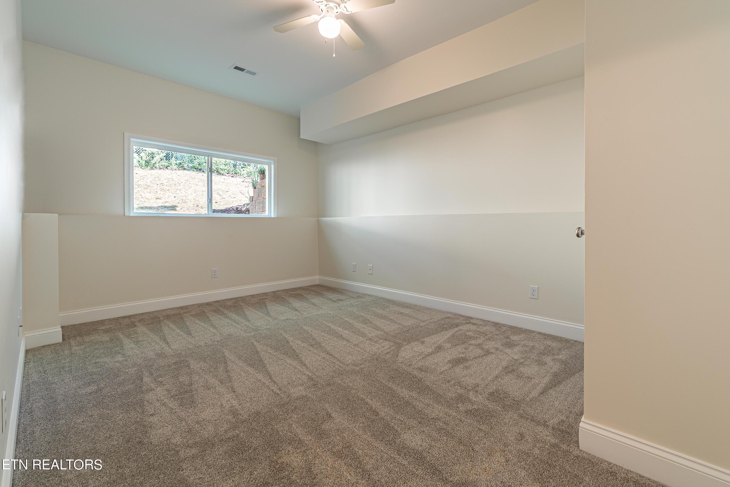117 Crossroads Boulevard Oak Ridge, TN 37830 - Photo 24 of 29 DSC01668-Edit